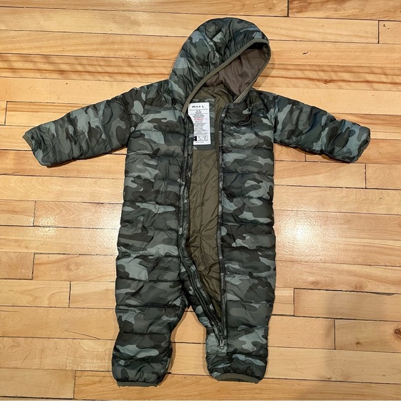 Gap | Baby snowsuit - Picture 1 of 2